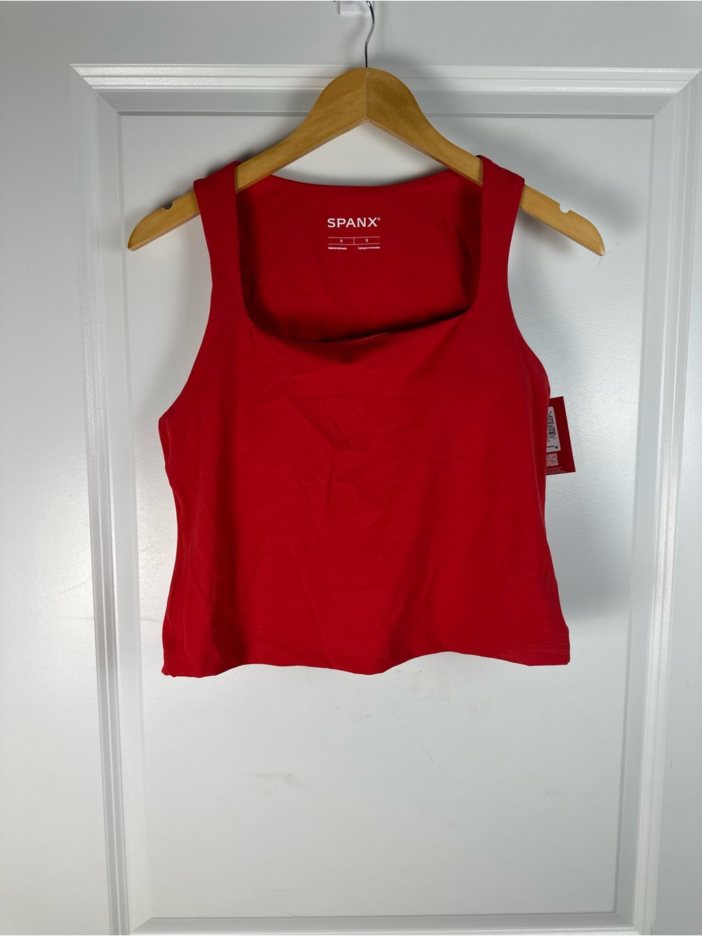 Spanx Womens Medium Red BoostUp Square Neck Shelf Tank Activewear Top NWT - Picture 7 of 7